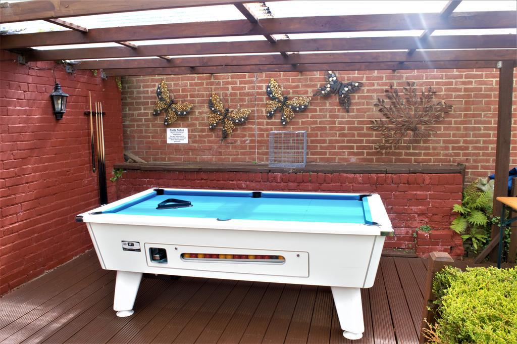 Kipps Backpackers Canterbury Exterior photo