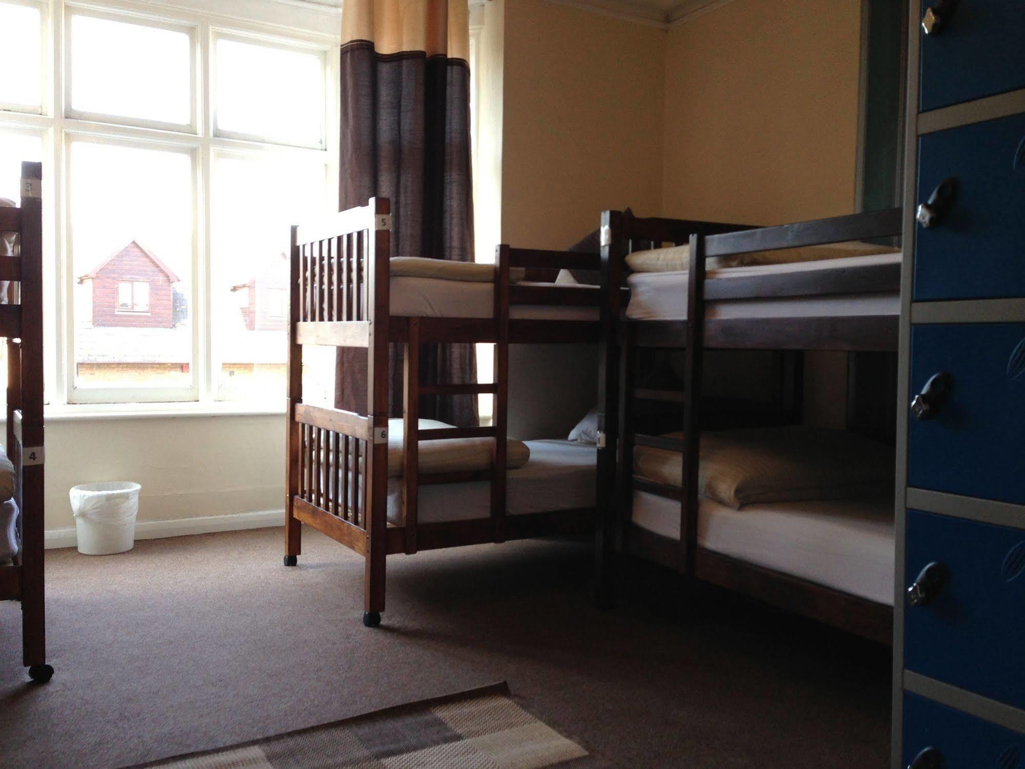 Kipps Backpackers Canterbury Exterior photo
